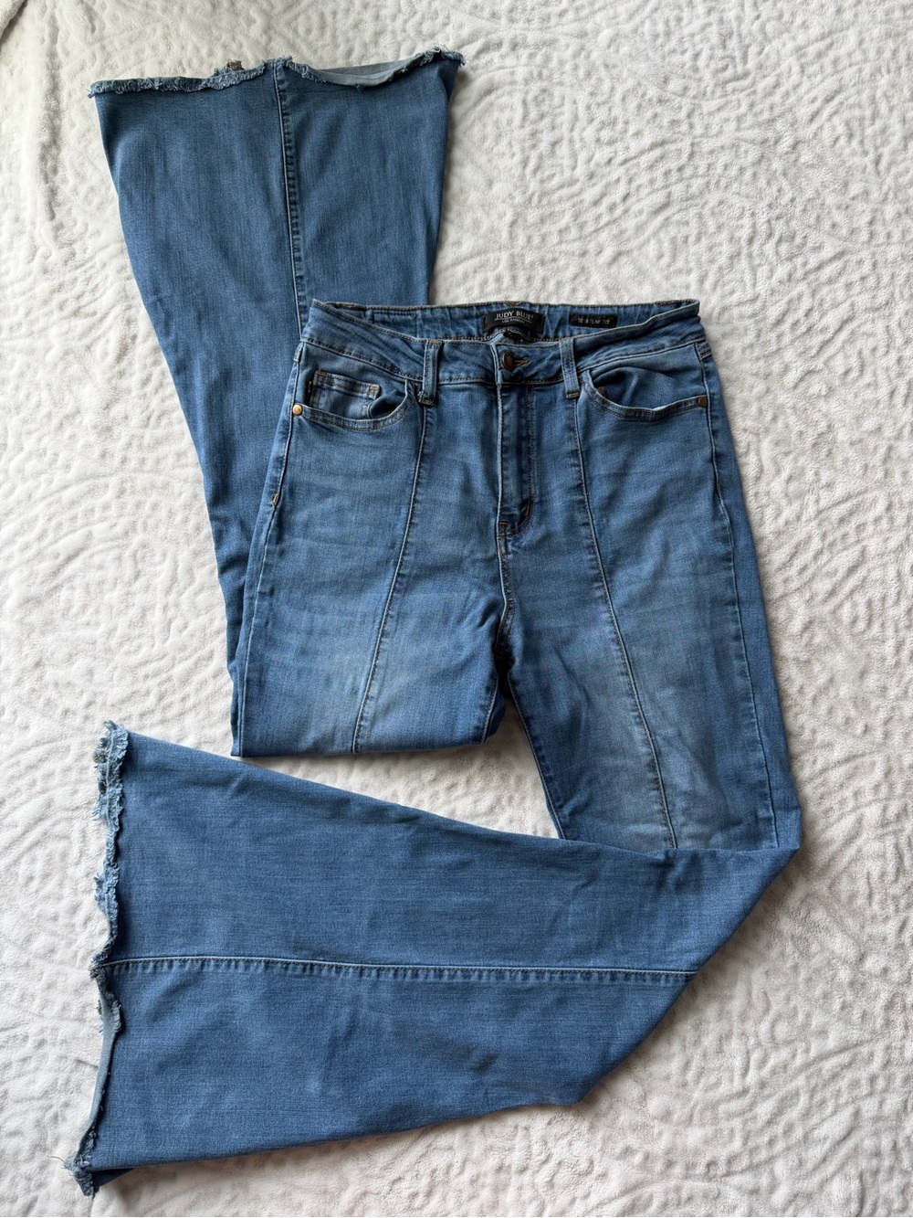 Judy Blue Super Flare Fit High Rise Raw Hem Flare Jeans Size 9/29 Western Boho